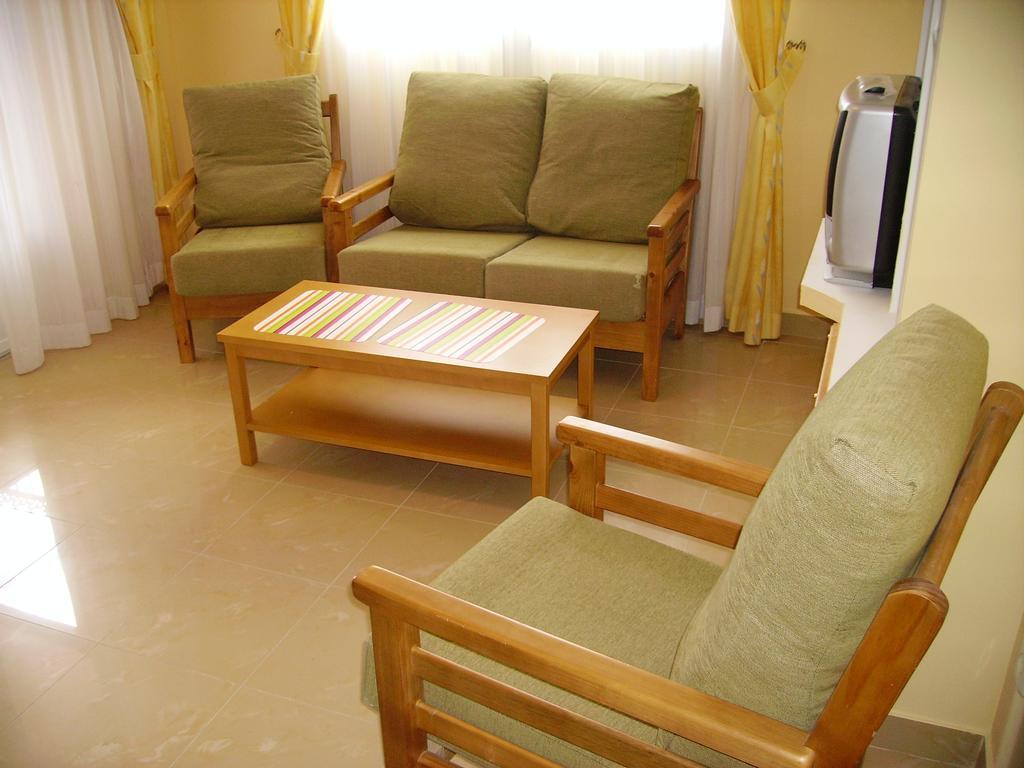 Las Olivas- Borox Aparthotel Sesena Nuevo Bagian luar foto